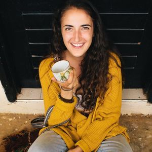 Meet your Posher, Laura